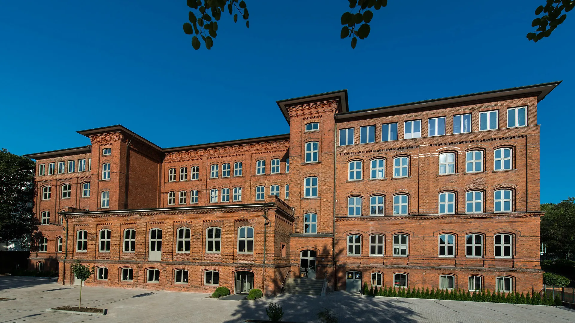 Volksschule Hotel Hamburg Germany